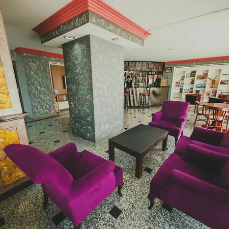 Royal Otel *