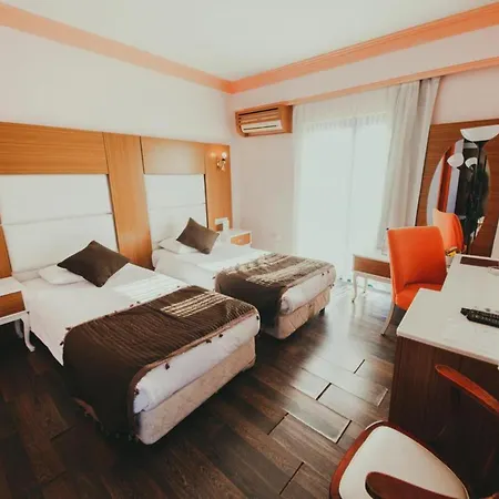 Royal Hotel
